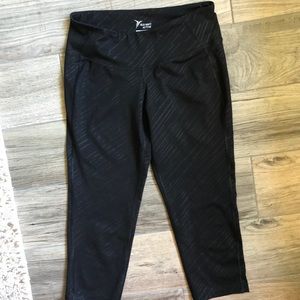 Old Navy Compression Capris